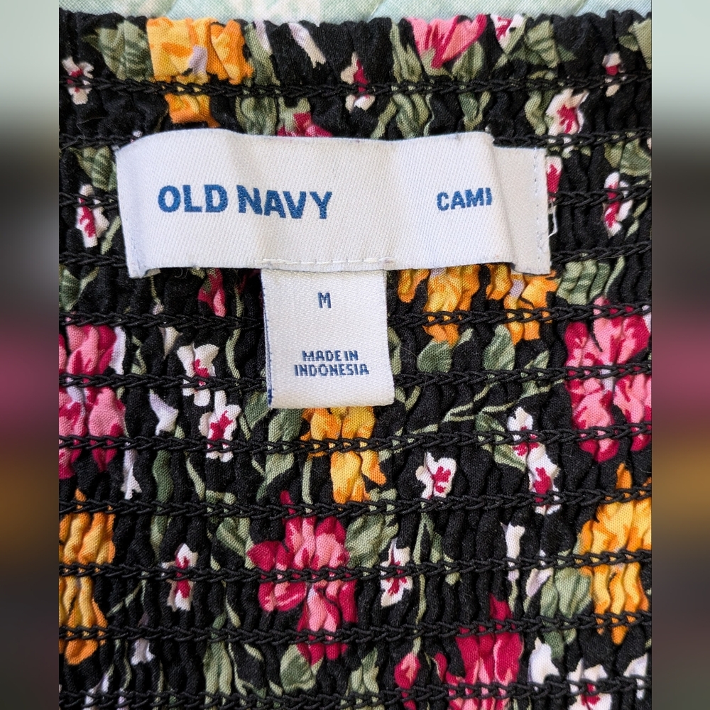 Old Navy Floral Smocked Dress, ruffed hemline. Size M. - Picture 3 of 7